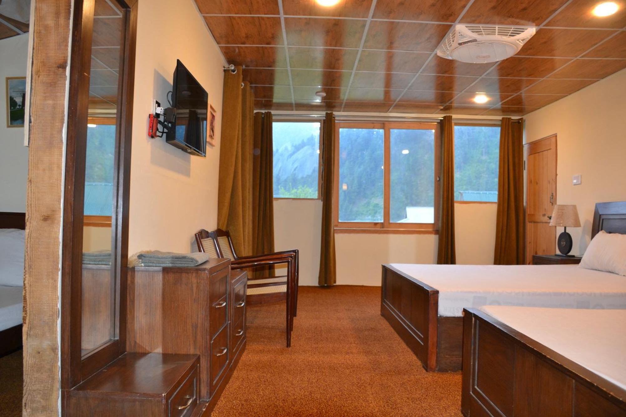 West End Lodges Neelum Esterno foto