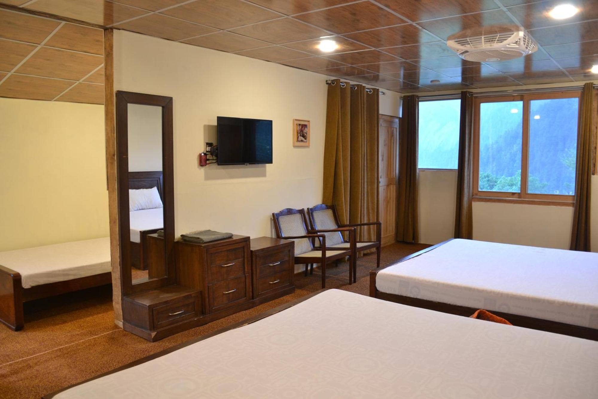 West End Lodges Neelum Esterno foto